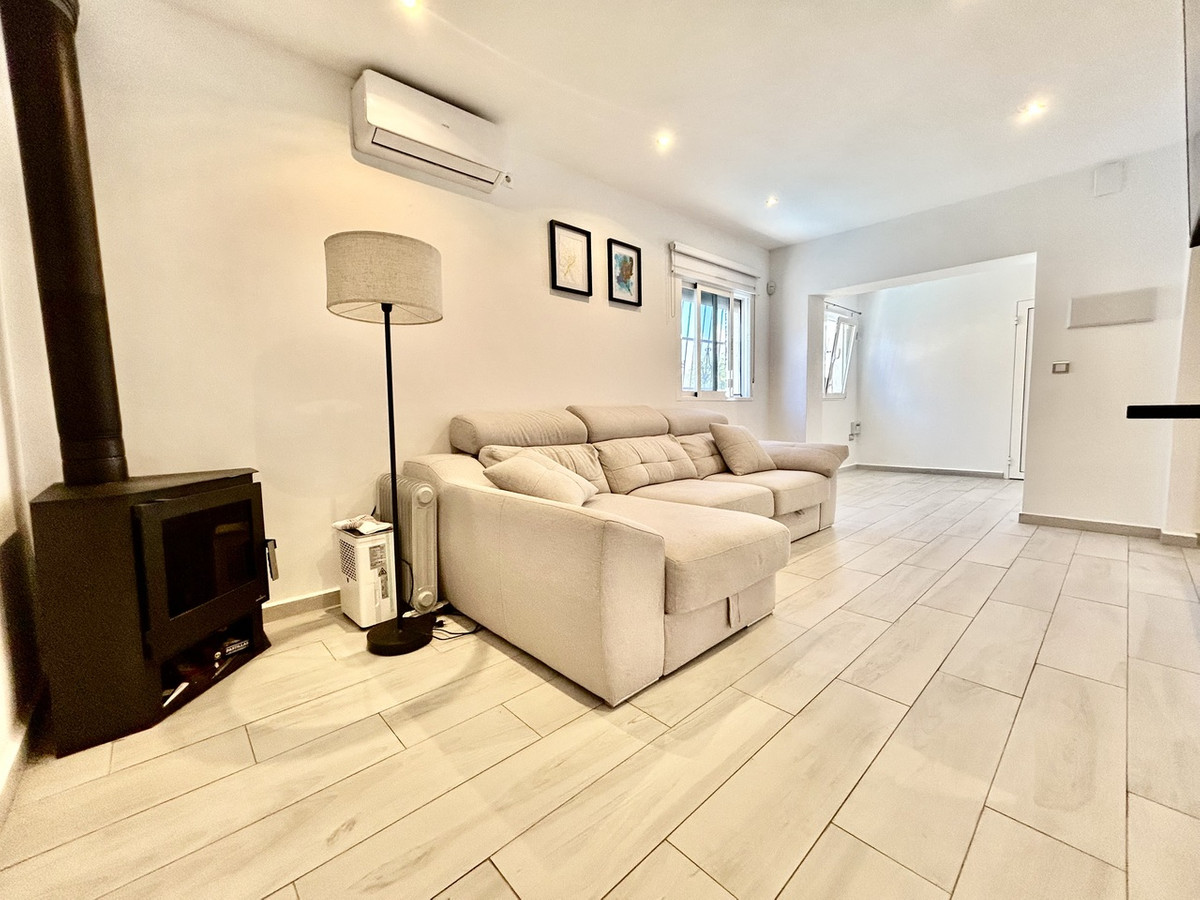 Se vende Villa - Chalet de 2 dormitorios en Costa Blanca, Alicante, España