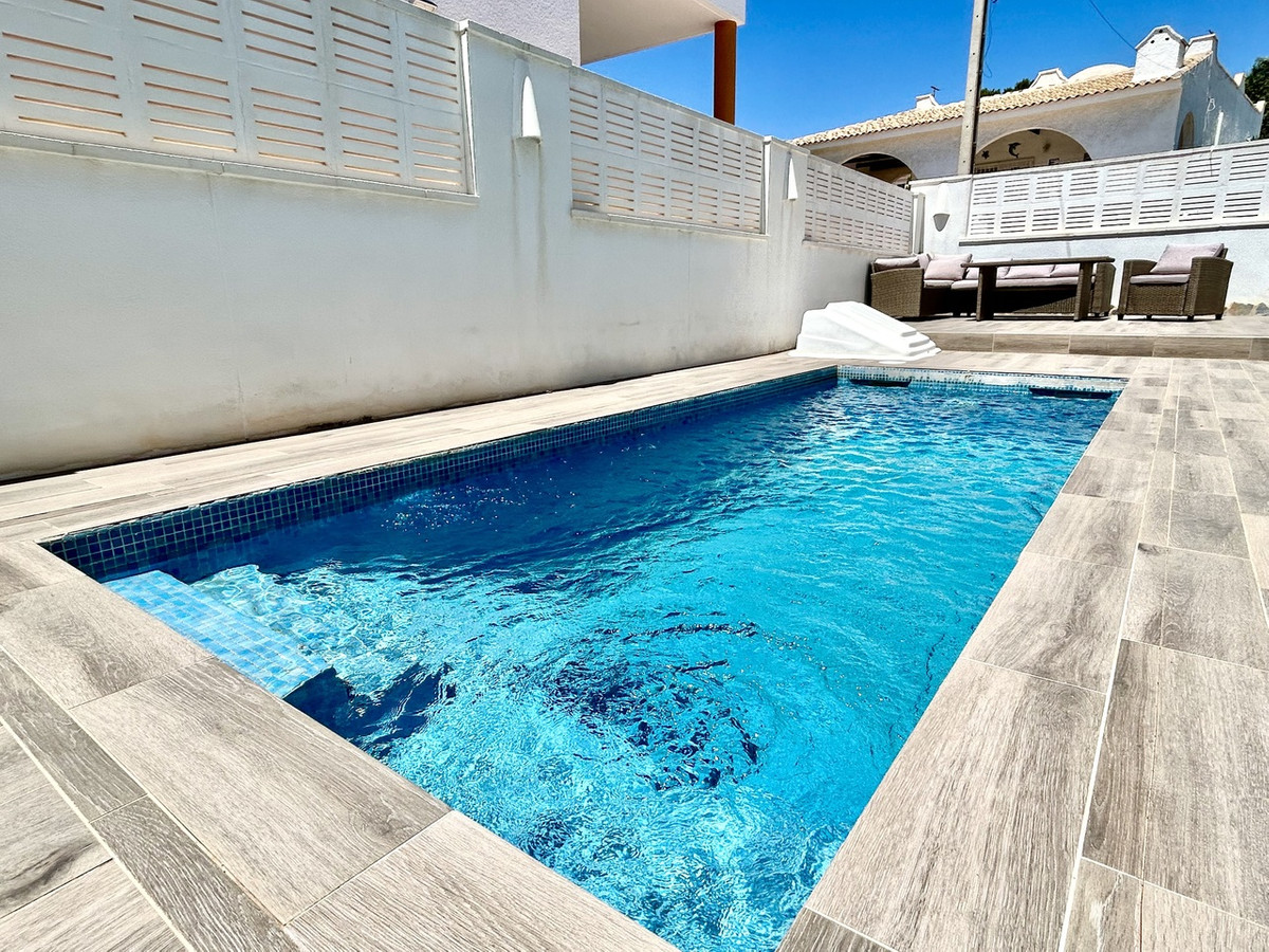 Se vende Villa - Chalet de 2 dormitorios en Costa Blanca, Alicante, España
