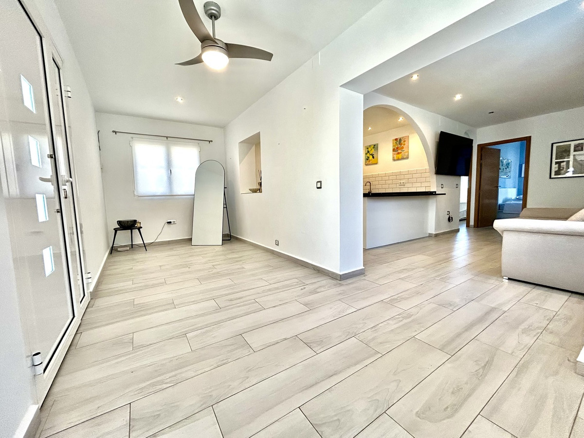 Se vende Villa - Chalet de 2 dormitorios en Costa Blanca, Alicante, España