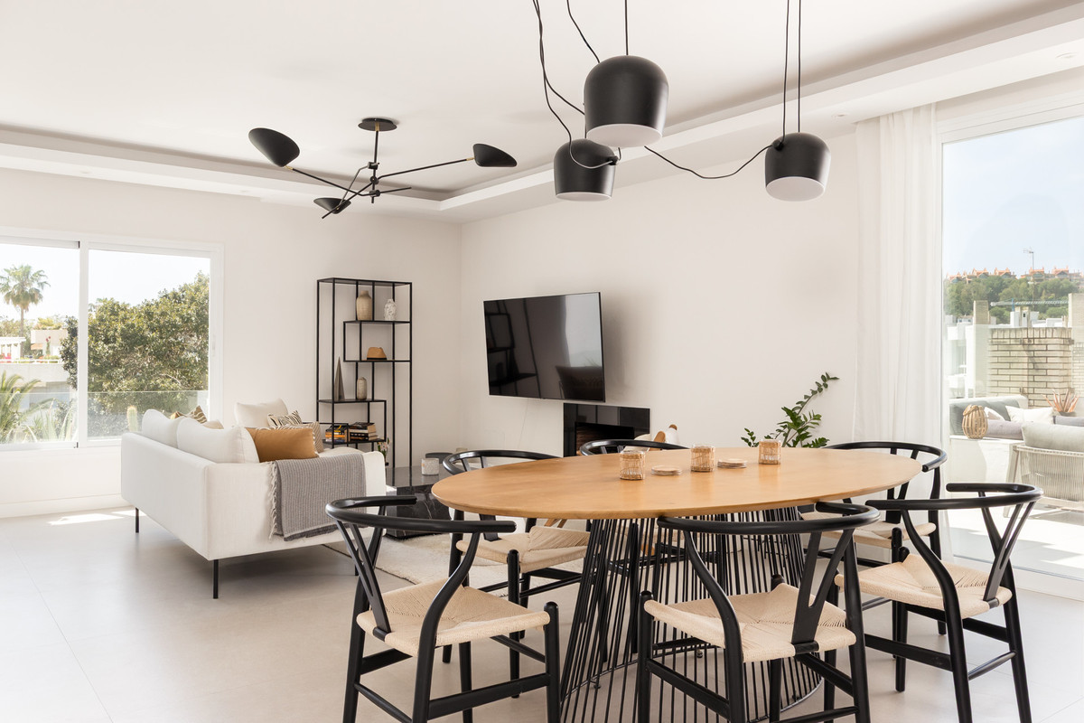 3 Bed Apartment for sale in Nueva Andalucía Costa Del Sol, Málaga, Spain