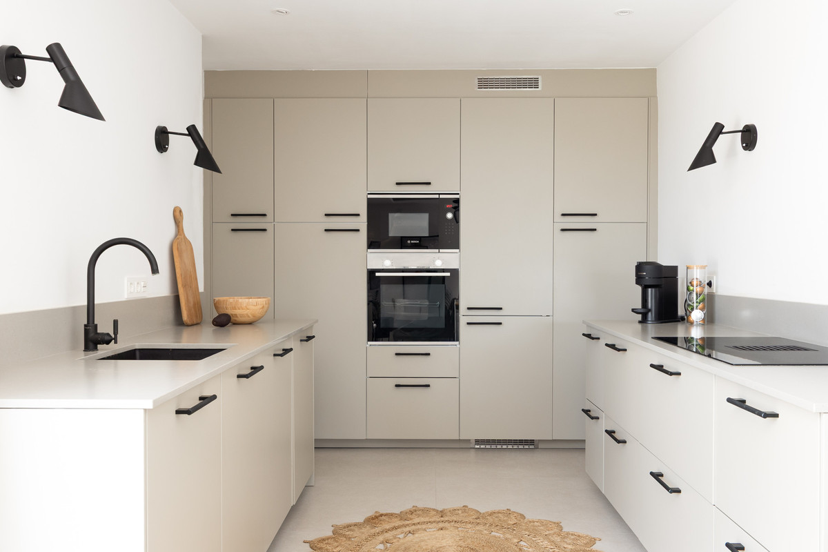3 Bed Apartment for sale in Nueva Andalucía Costa Del Sol, Málaga, Spain