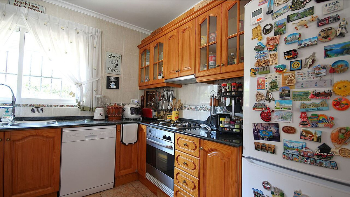 Se vende Villa - Chalet de 3 dormitorios en Costa Blanca, Alicante, España