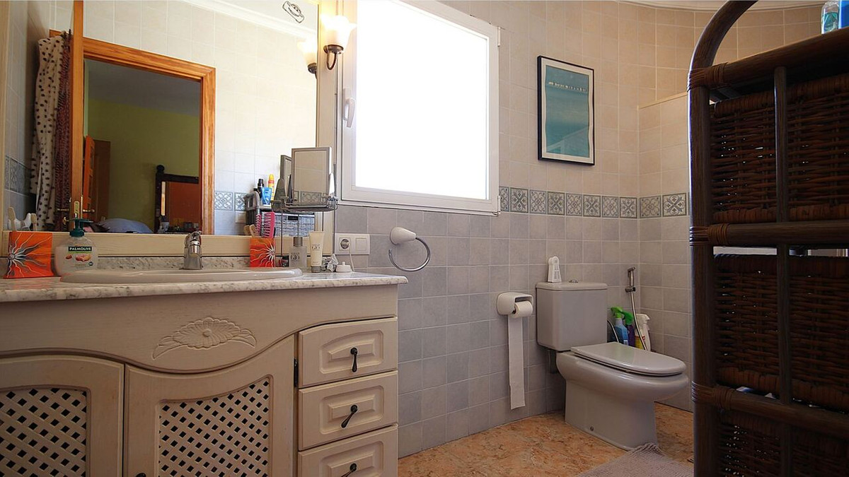 Se vende Villa - Chalet de 3 dormitorios en Costa Blanca, Alicante, España