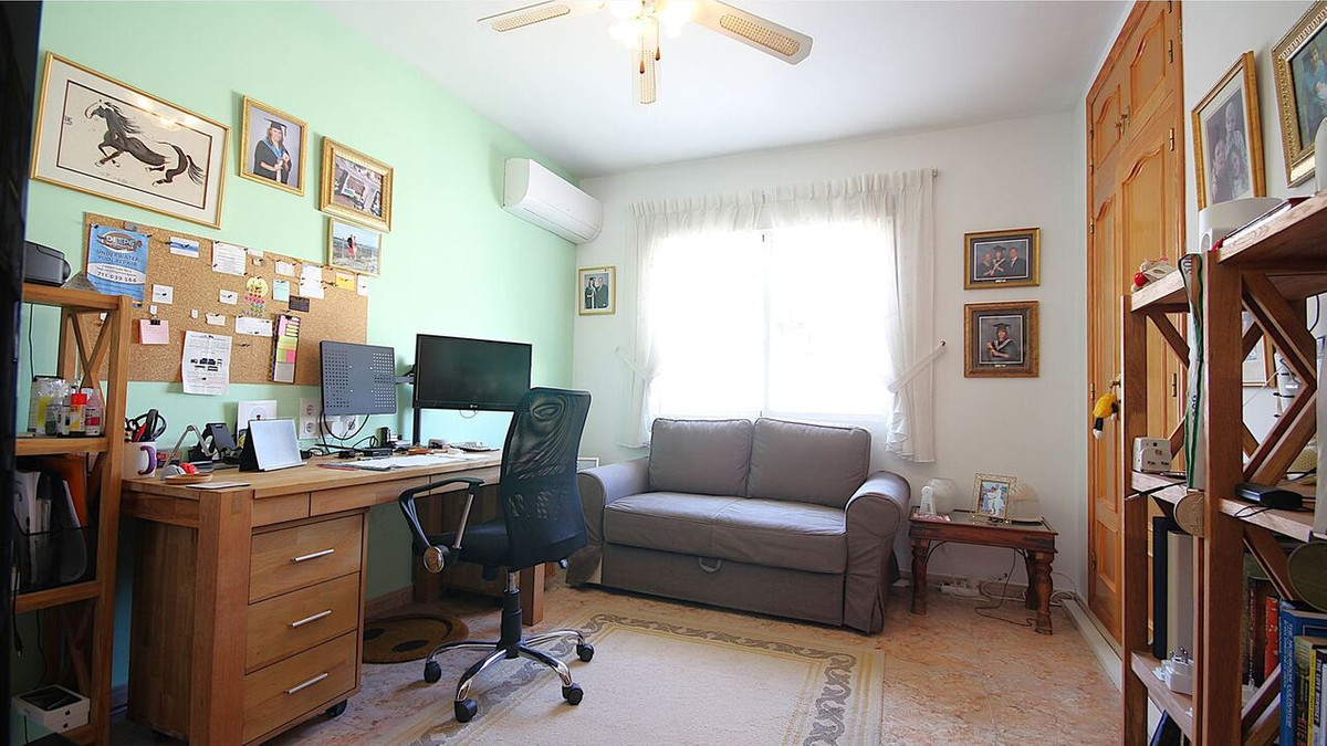 Se vende Villa - Chalet de 3 dormitorios en Costa Blanca, Alicante, España
