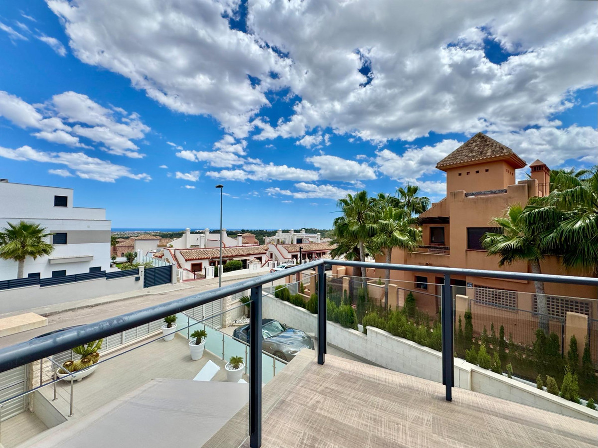 Se vende Villa - Chalet de 4 dormitorios en Costa Blanca, Alicante, España