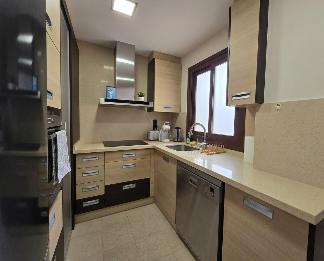 Se vende Apartamento Planta Media de 2 dormitorios en Costa Blanca, Alicante, España