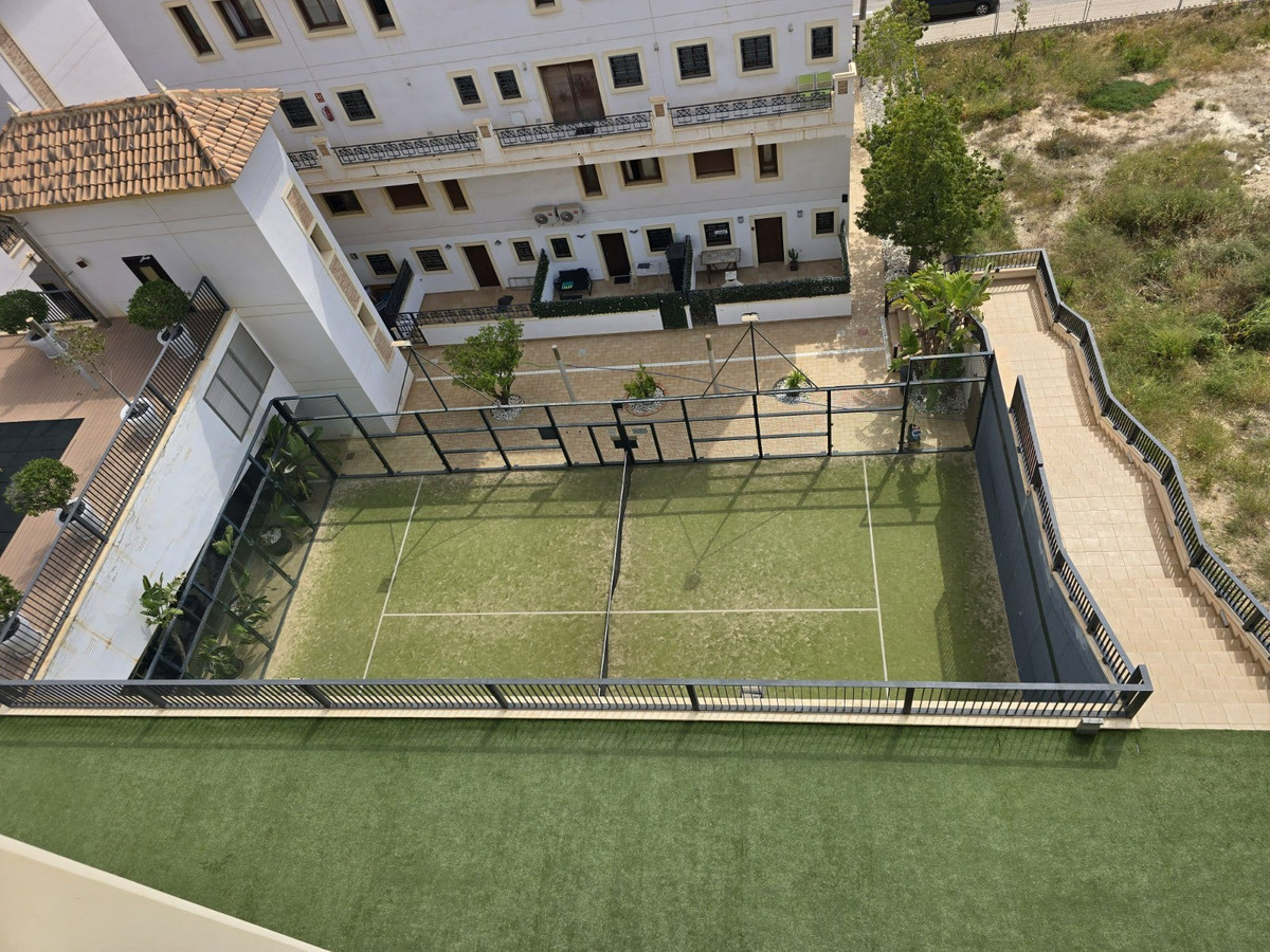 Se vende Apartamento Planta Media de 2 dormitorios en Costa Blanca, Alicante, España