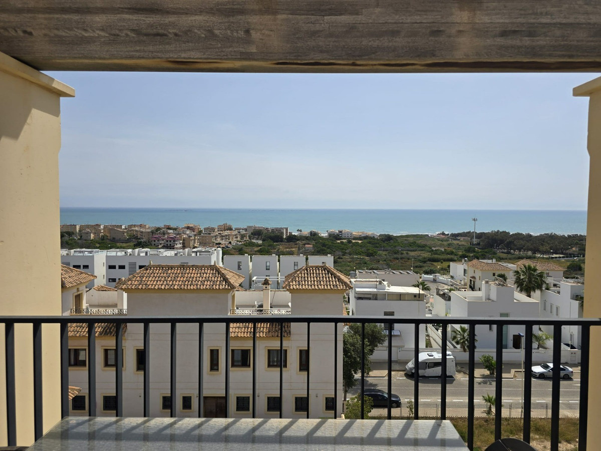 Se vende Apartamento Planta Media de 2 dormitorios en Costa Blanca, Alicante, España