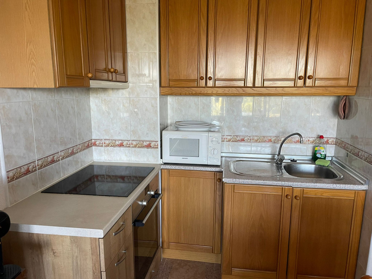 2 Bed Apartment for sale in Guardamar Del Segura Costa Blanca, Alicante, Spain