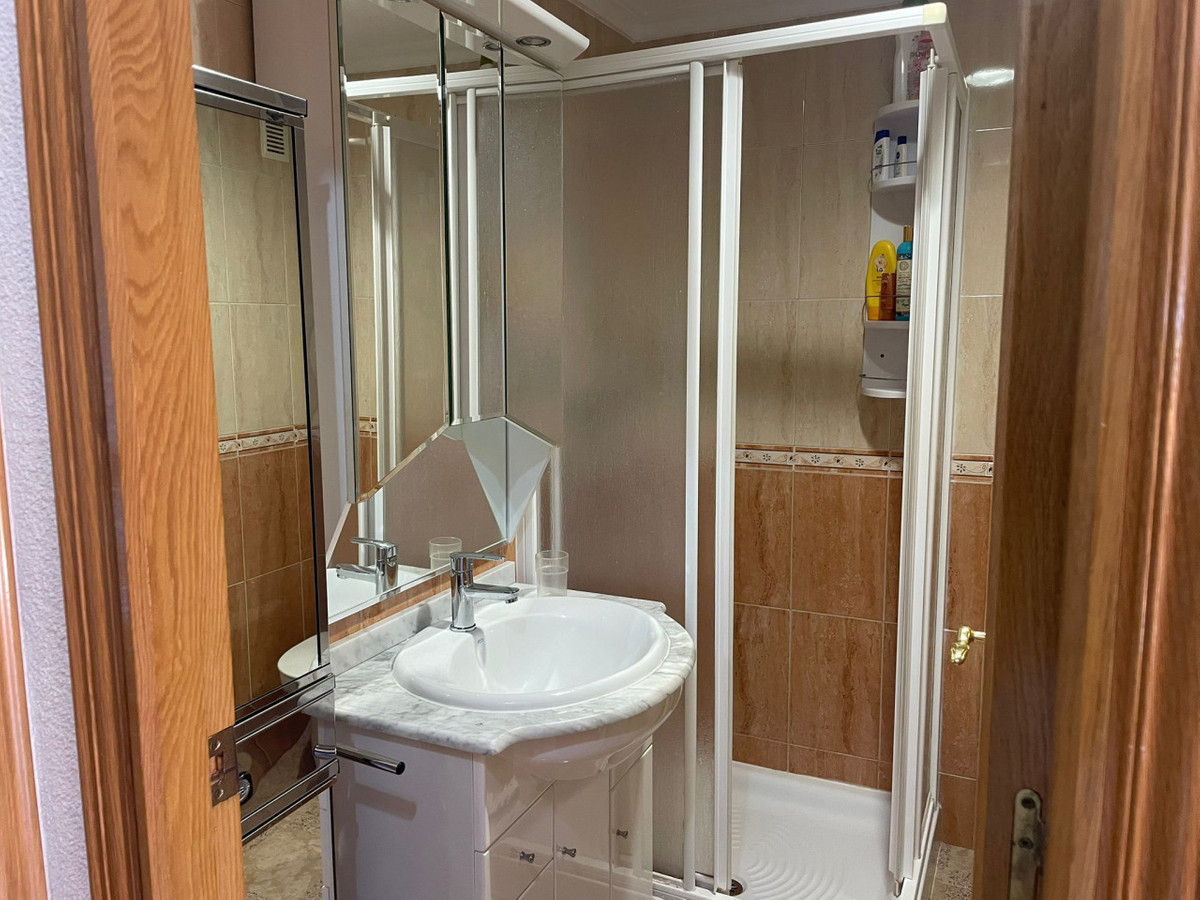 2 Bed Apartment for sale in Guardamar Del Segura Costa Blanca, Alicante, Spain