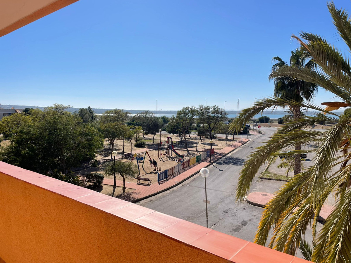 2 Bed Apartment for sale in Guardamar Del Segura Costa Blanca, Alicante, Spain