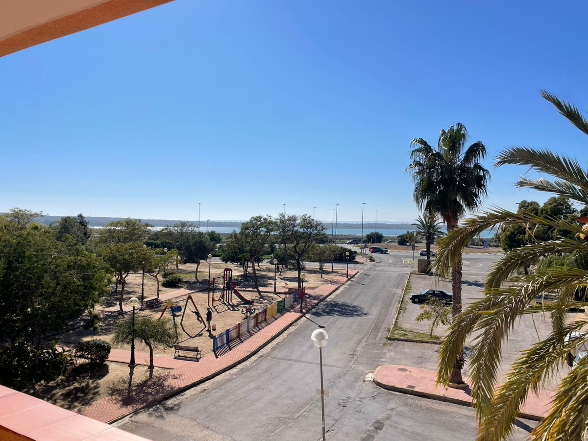 2 Bed Apartment for sale in Guardamar Del Segura Costa Blanca, Alicante, Spain
