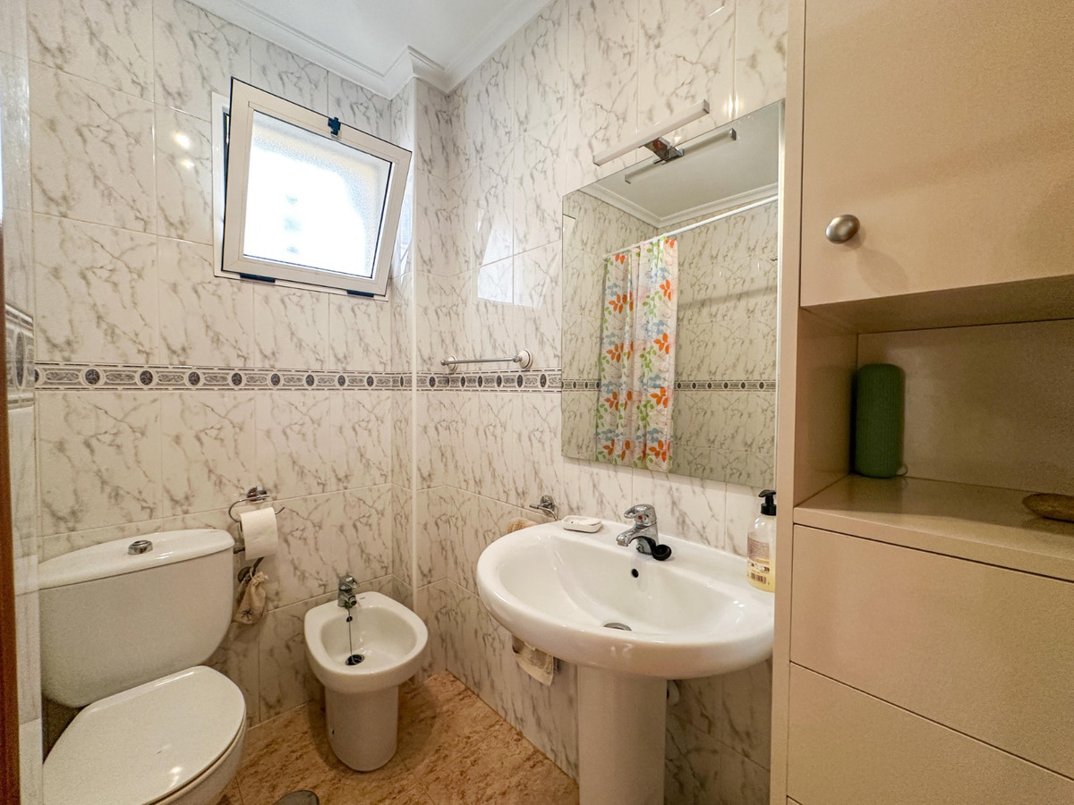 Se vende Apartamento Planta Baja de 2 dormitorios en Costa Blanca, Alicante, España