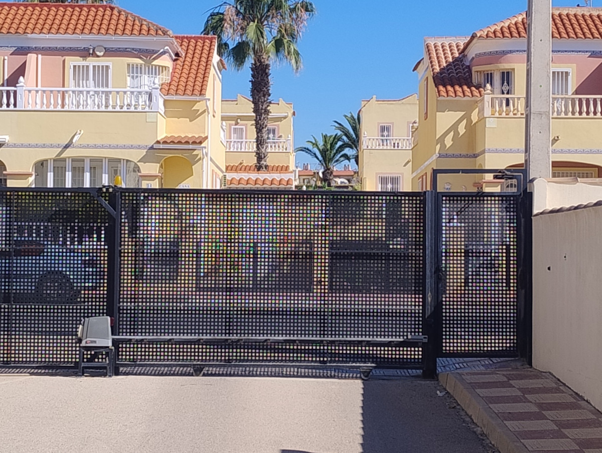 Se vende Apartamento Planta Baja de 2 dormitorios en Costa Blanca, Alicante, España