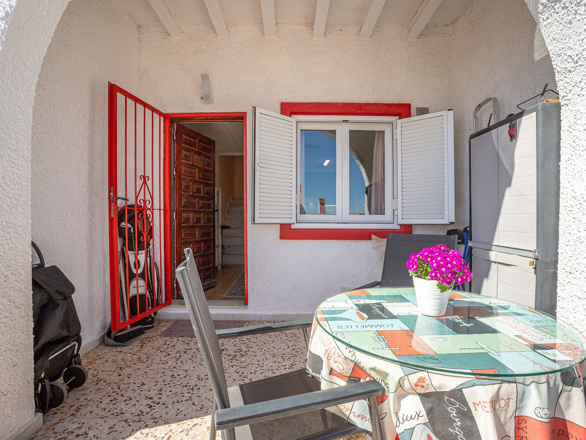 Se vende Adosada de 1 dormitorios en Costa Blanca, Alicante, España