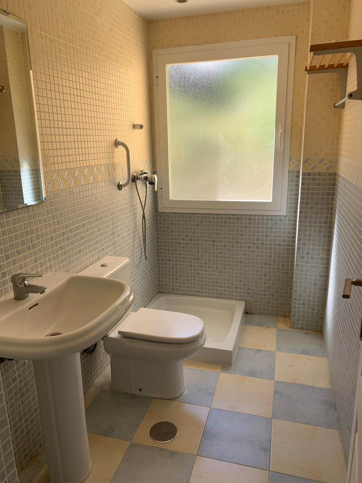 2 Bed Apartment for sale in Estepona Costa Del Sol, Málaga, Spain