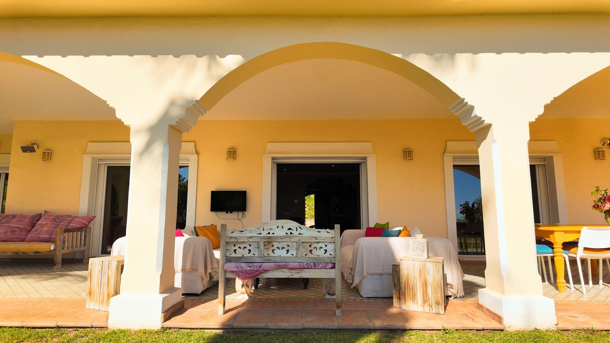 6 Bed Townhouse for sale in Mijas Costa Del Sol, Málaga, Spain