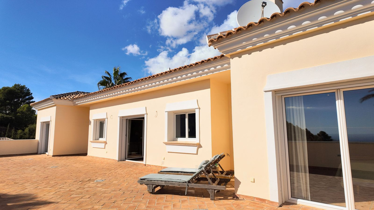 6 Bed Townhouse for sale in Mijas Costa Del Sol, Málaga, Spain