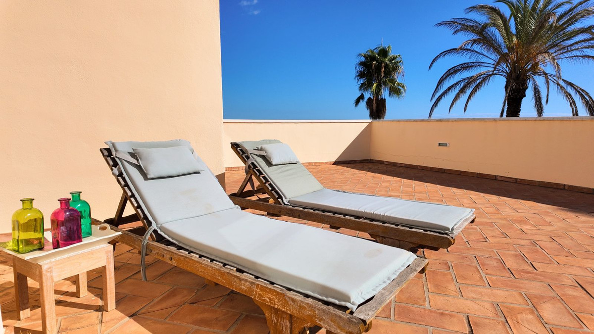 6 Bed Townhouse for sale in Mijas Costa Del Sol, Málaga, Spain