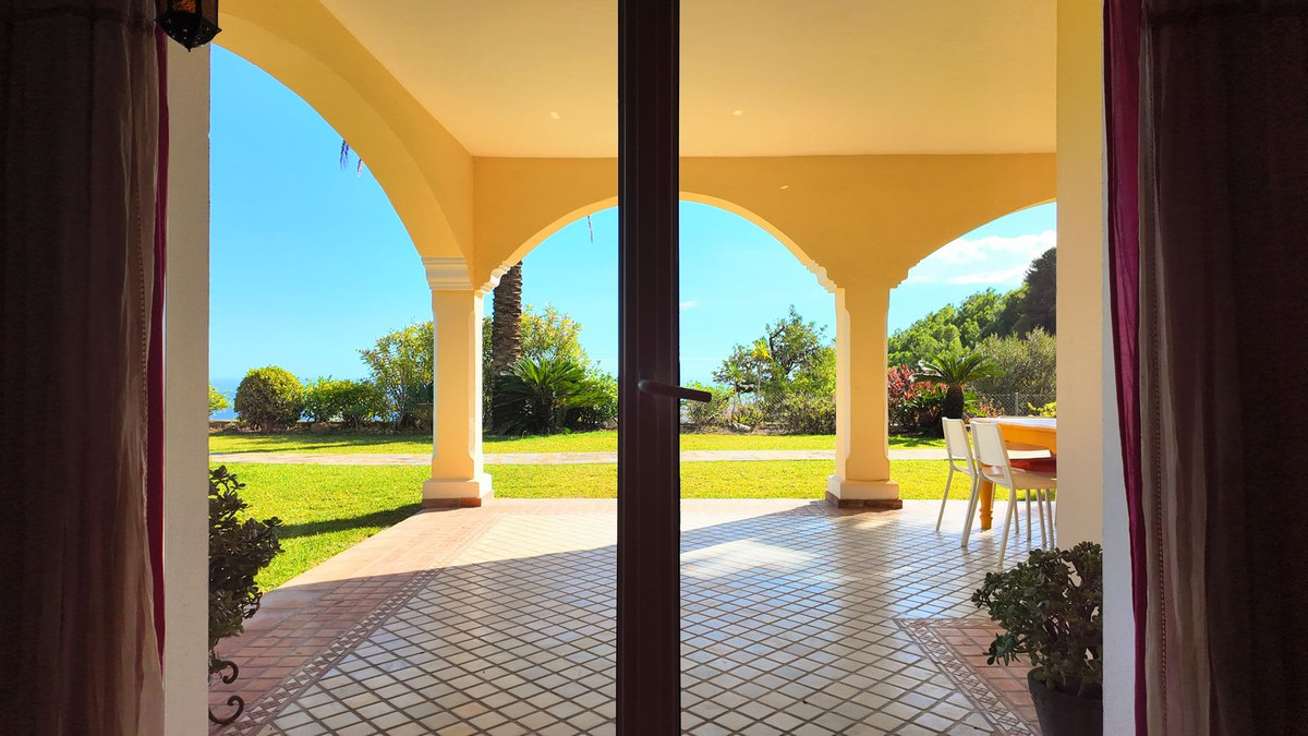 6 Bed Townhouse for sale in Mijas Costa Del Sol, Málaga, Spain