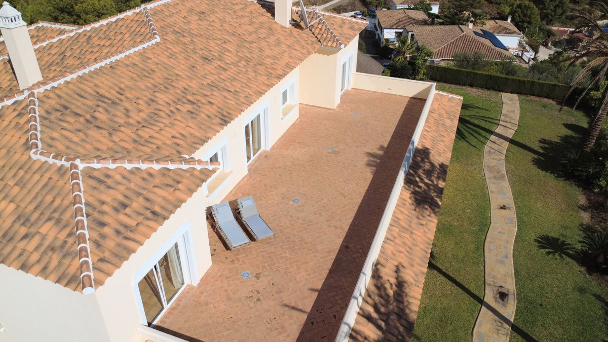 6 Bed Townhouse for sale in Mijas Costa Del Sol, Málaga, Spain