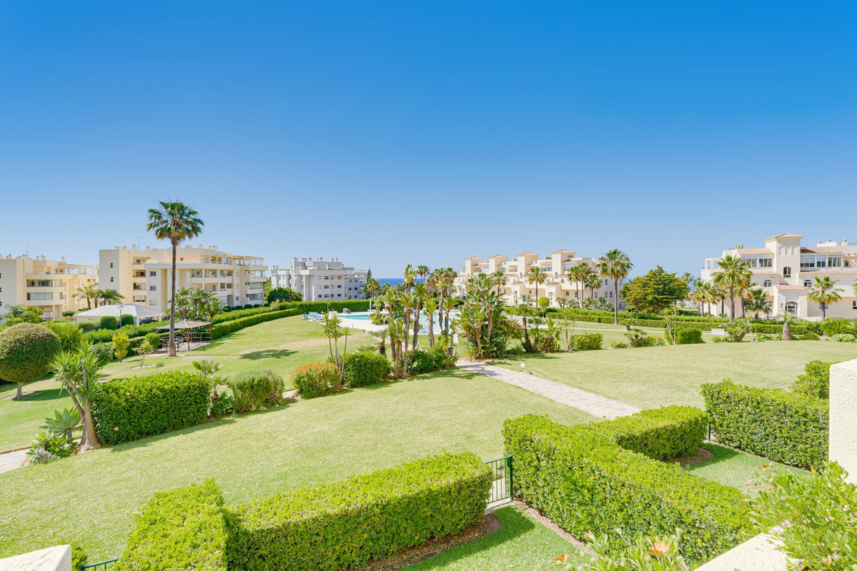 2 Bed Apartment for sale in El Chaparral Costa Del Sol, Málaga, Spain