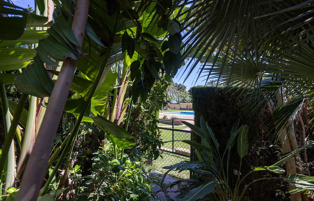 Se vende Adosada de 2 dormitorios en Costa Del Sol, Málaga, España
