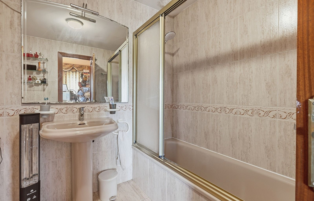 Se vende Adosada de 2 dormitorios en Costa Del Sol, Málaga, España