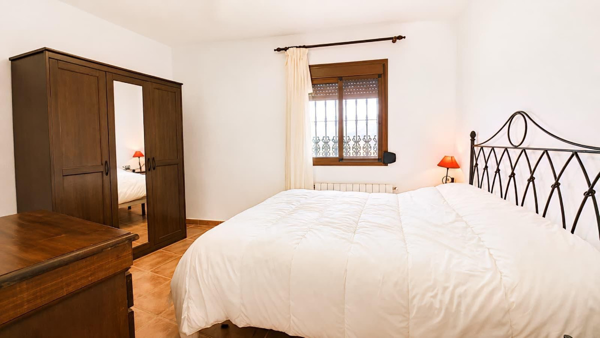 Se vende Adosada de 8 dormitorios en Costa Del Sol, Málaga, España