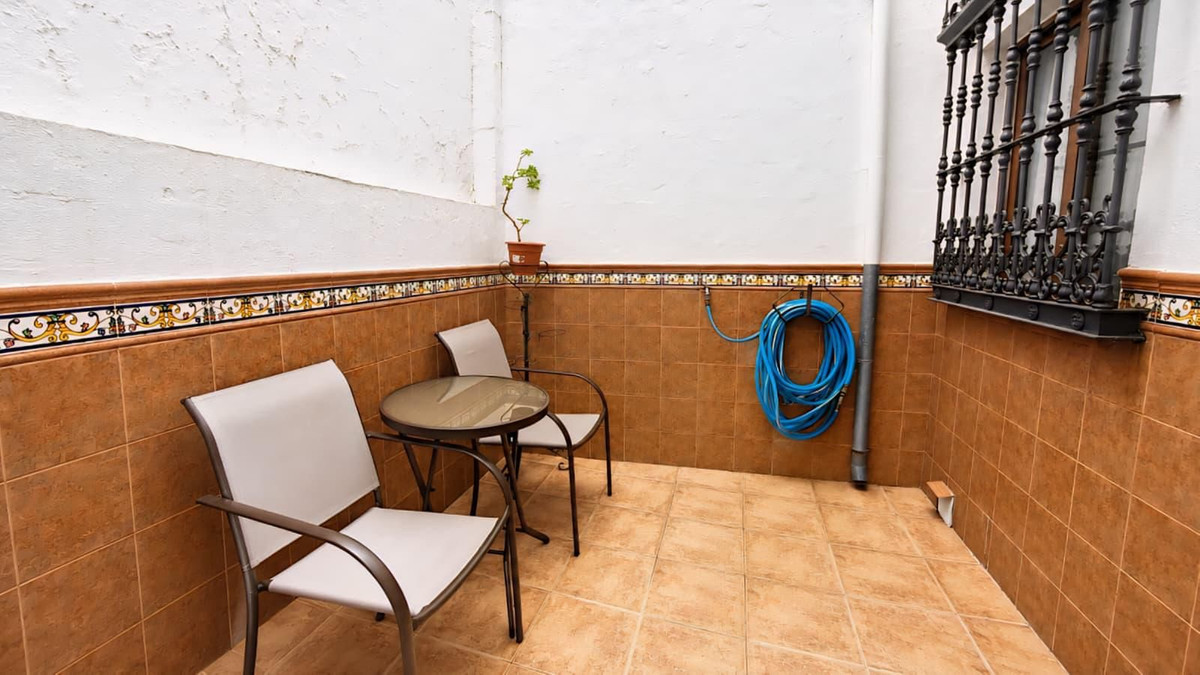 Se vende Adosada de 8 dormitorios en Costa Del Sol, Málaga, España