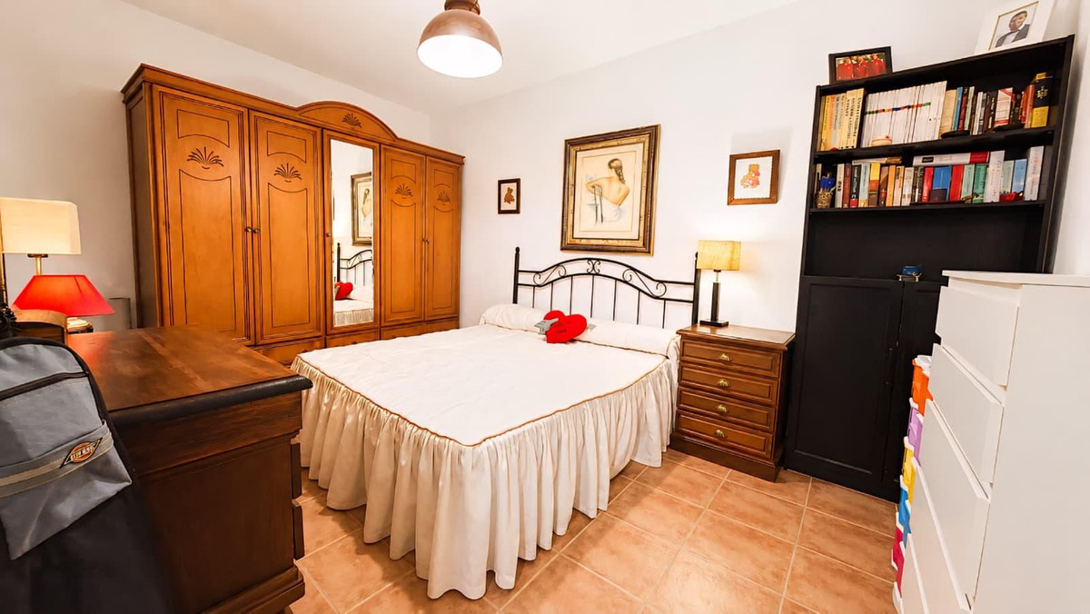 Se vende Adosada de 8 dormitorios en Costa Del Sol, Málaga, España