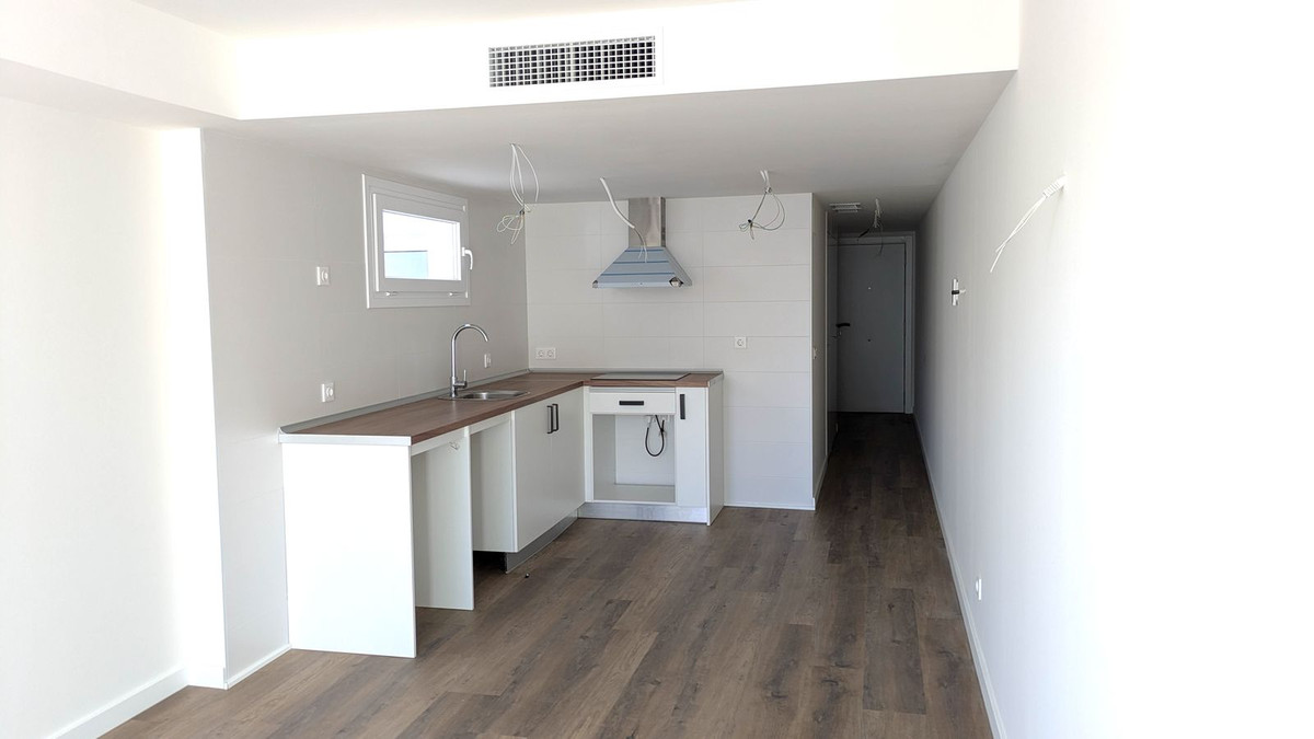 2 Bed Apartment for sale in Torreblanca Costa Del Sol, Málaga, Spain