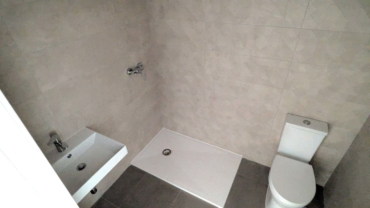 2 Bed Apartment for sale in Torreblanca Costa Del Sol, Málaga, Spain