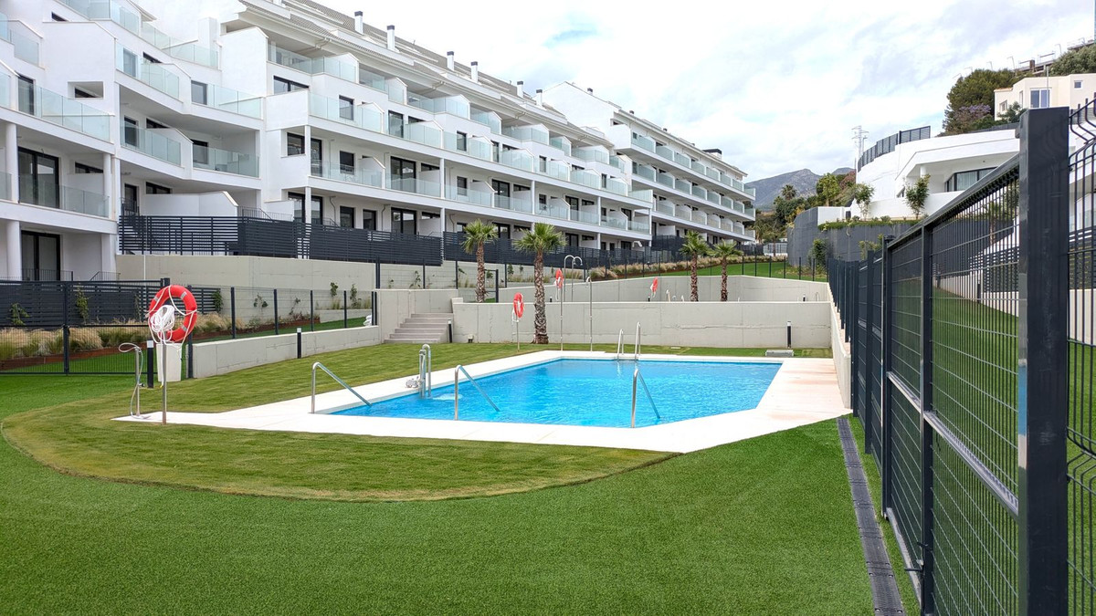 2 Bed Apartment for sale in Torreblanca Costa Del Sol, Málaga, Spain