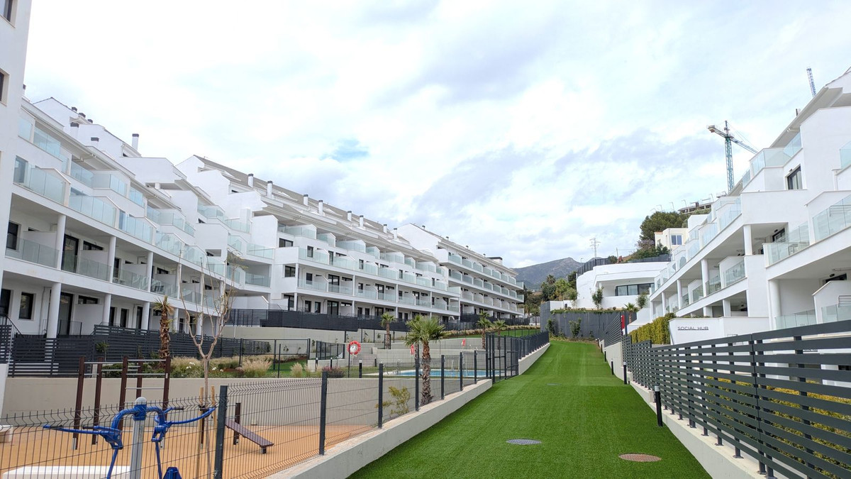 2 Bed Apartment for sale in Torreblanca Costa Del Sol, Málaga, Spain