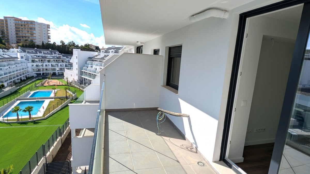 2 Bed Apartment for sale in Torreblanca Costa Del Sol, Málaga, Spain