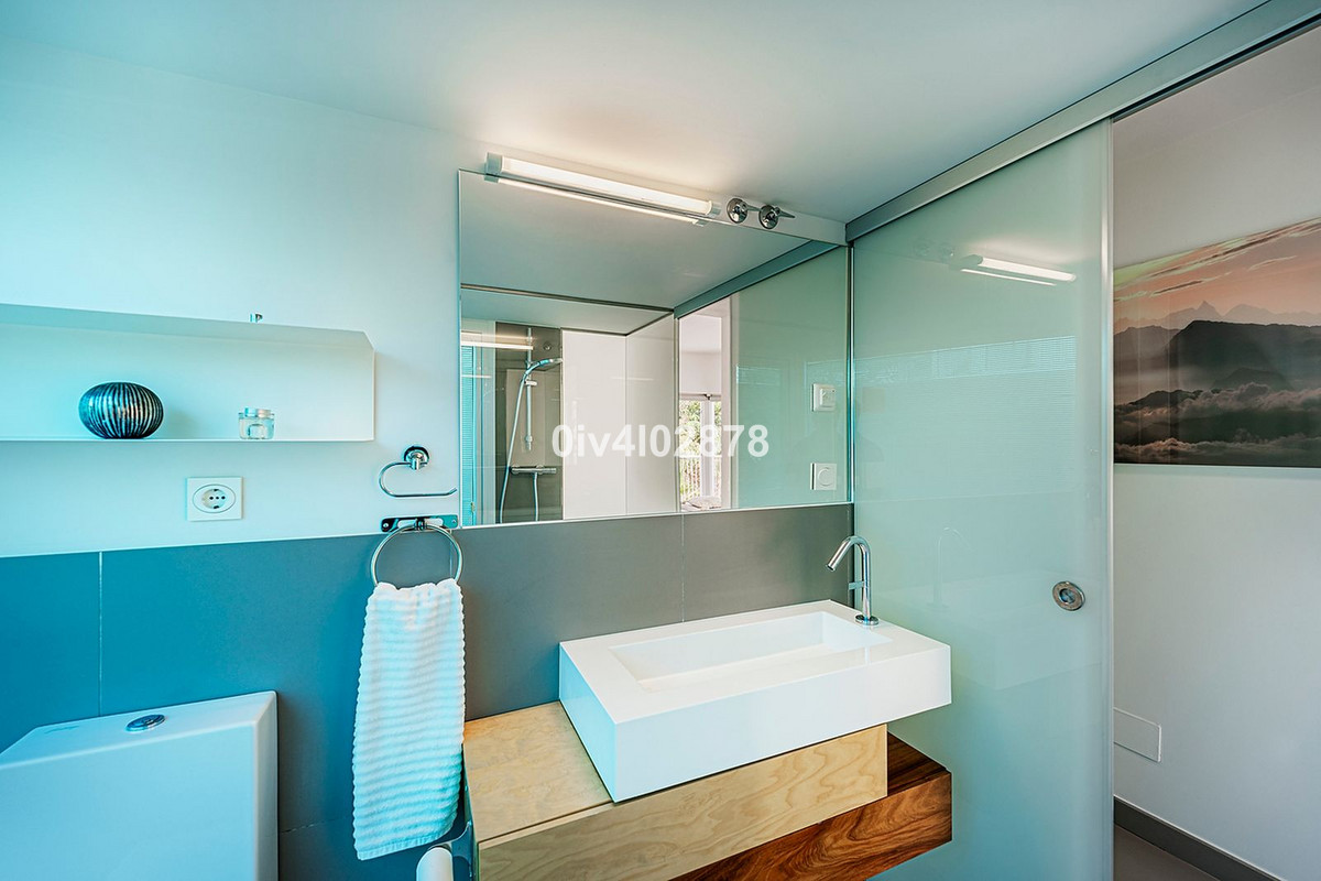 2 Bed Apartment for sale in Higueron Costa Del Sol, Málaga, Spain