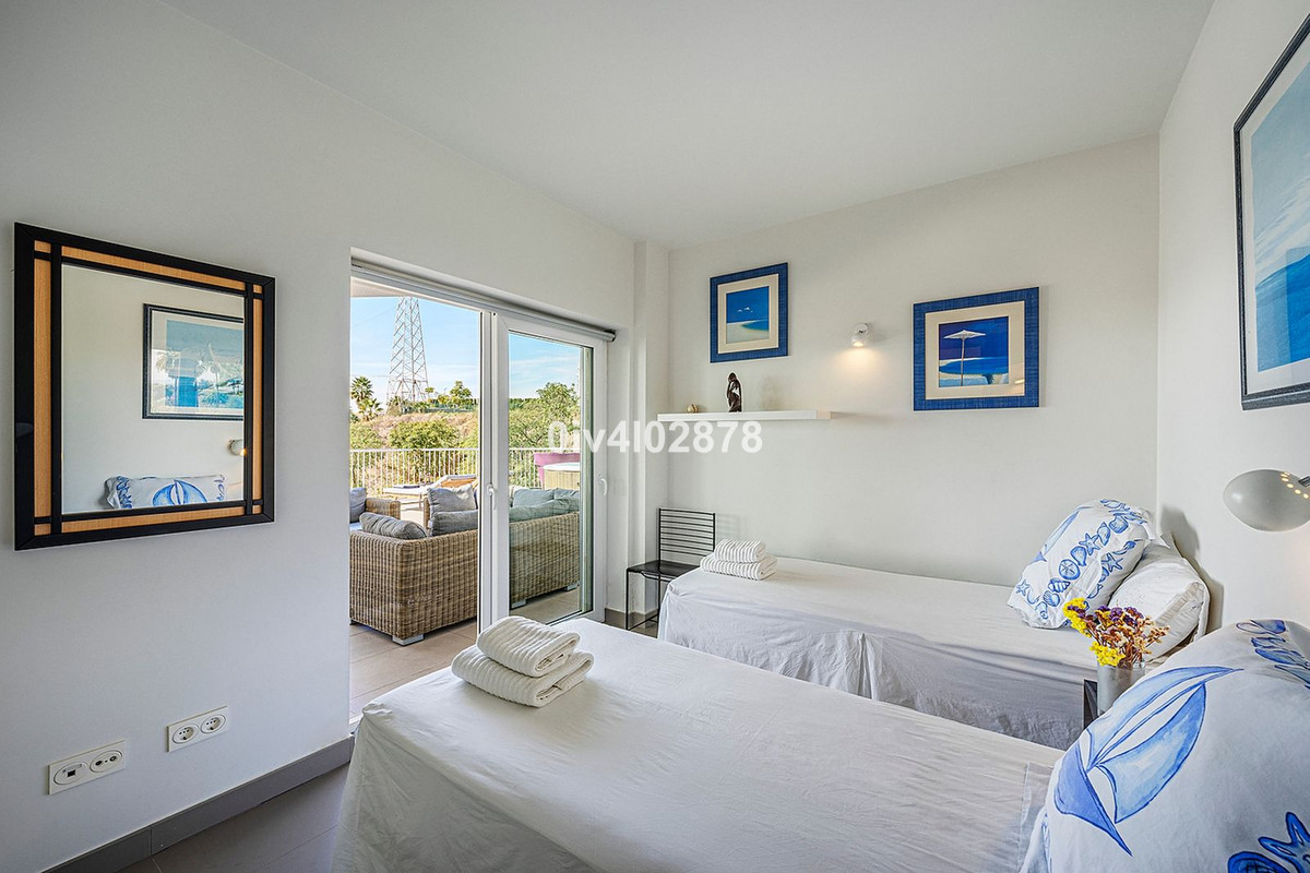 2 Bed Apartment for sale in Higueron Costa Del Sol, Málaga, Spain