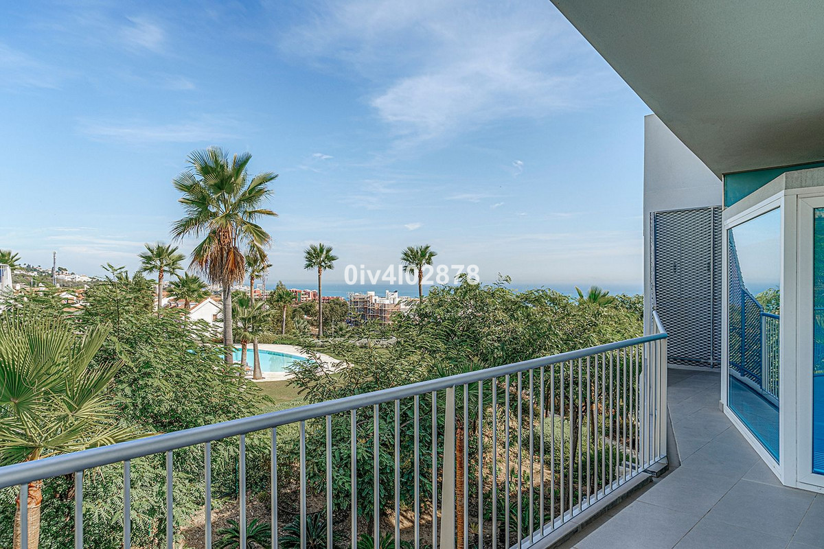 2 Bed Apartment for sale in Higueron Costa Del Sol, Málaga, Spain