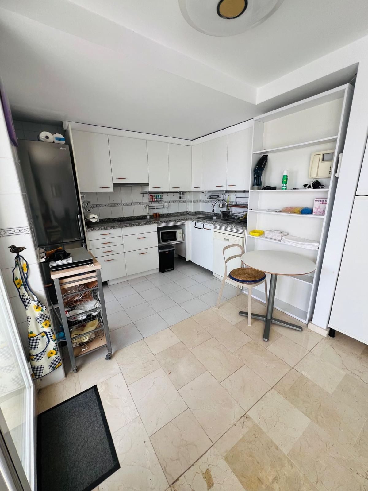 2 Bed Apartment for sale in Marbesa Costa Del Sol, Málaga, Spain