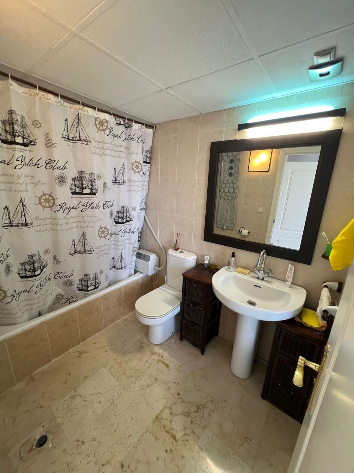 2 Bed Apartment for sale in Marbesa Costa Del Sol, Málaga, Spain