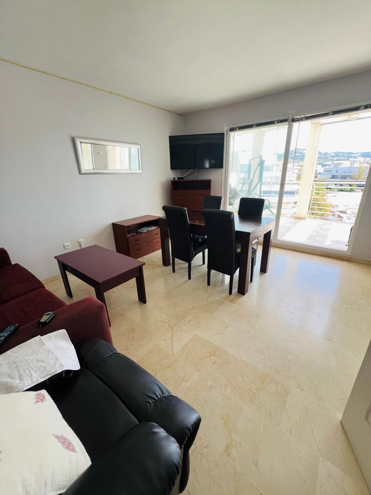 2 Bed Apartment for sale in Marbesa Costa Del Sol, Málaga, Spain