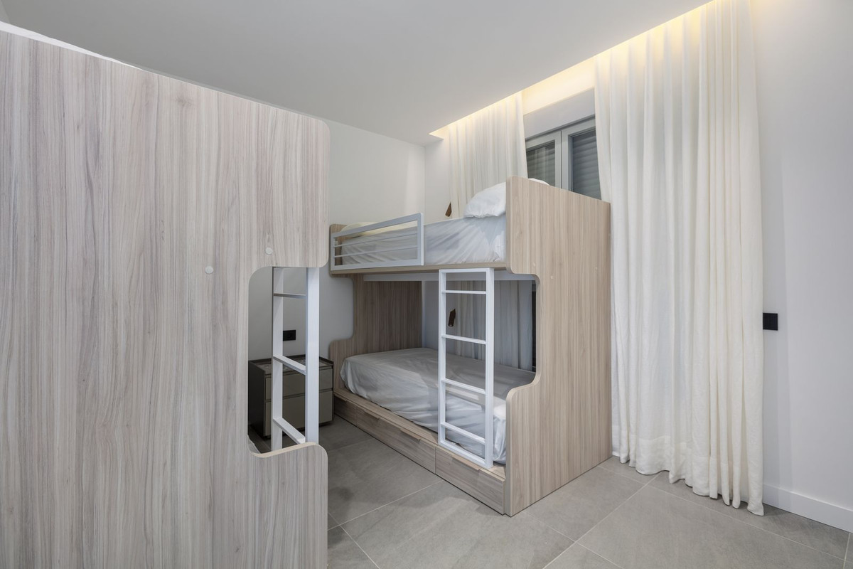 4 Bed Townhouse for sale in Estepona Costa Del Sol, Málaga, Spain