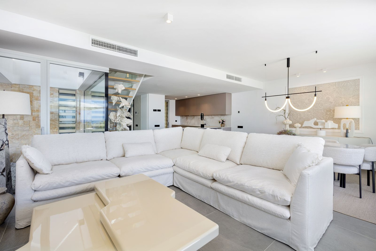 4 Bed Townhouse for sale in Estepona Costa Del Sol, Málaga, Spain