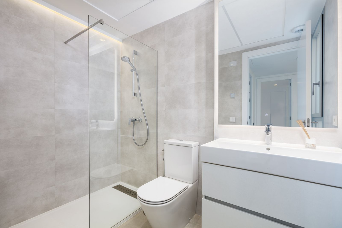 4 Bed Townhouse for sale in Estepona Costa Del Sol, Málaga, Spain