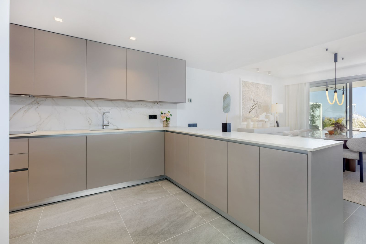 4 Bed Townhouse for sale in Estepona Costa Del Sol, Málaga, Spain