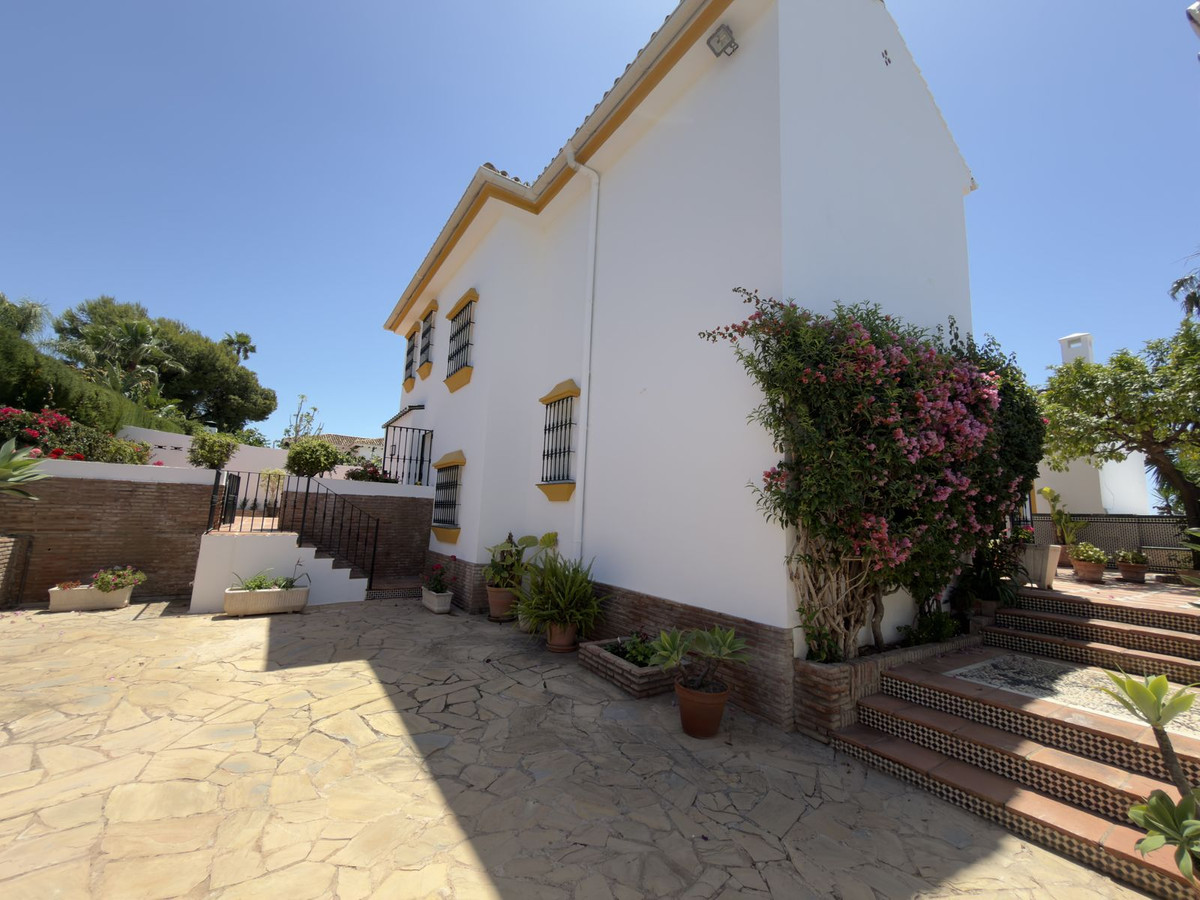 4 Bed Townhouse for sale in San Pedro De Alcántara Costa Del Sol, Málaga, Spain