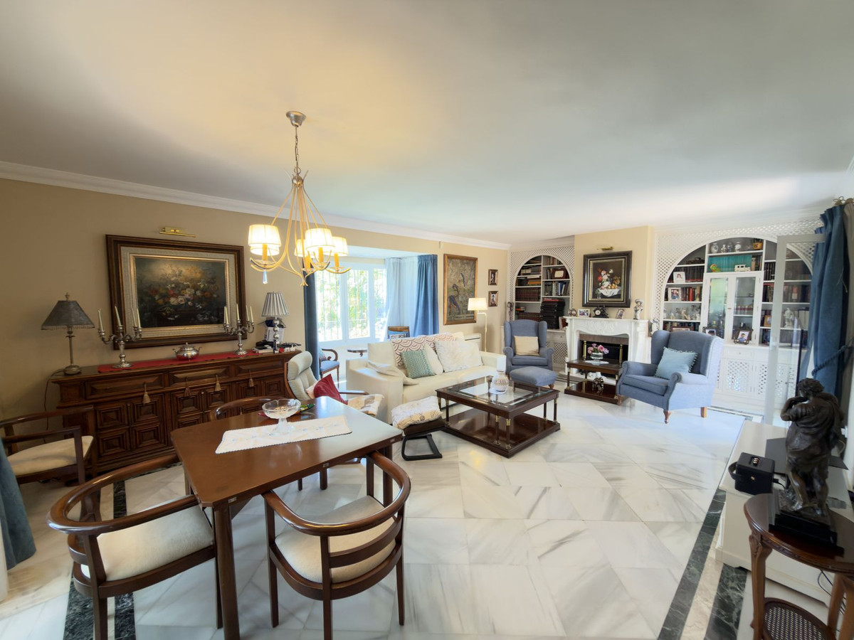 4 Bed Townhouse for sale in San Pedro De Alcántara Costa Del Sol, Málaga, Spain