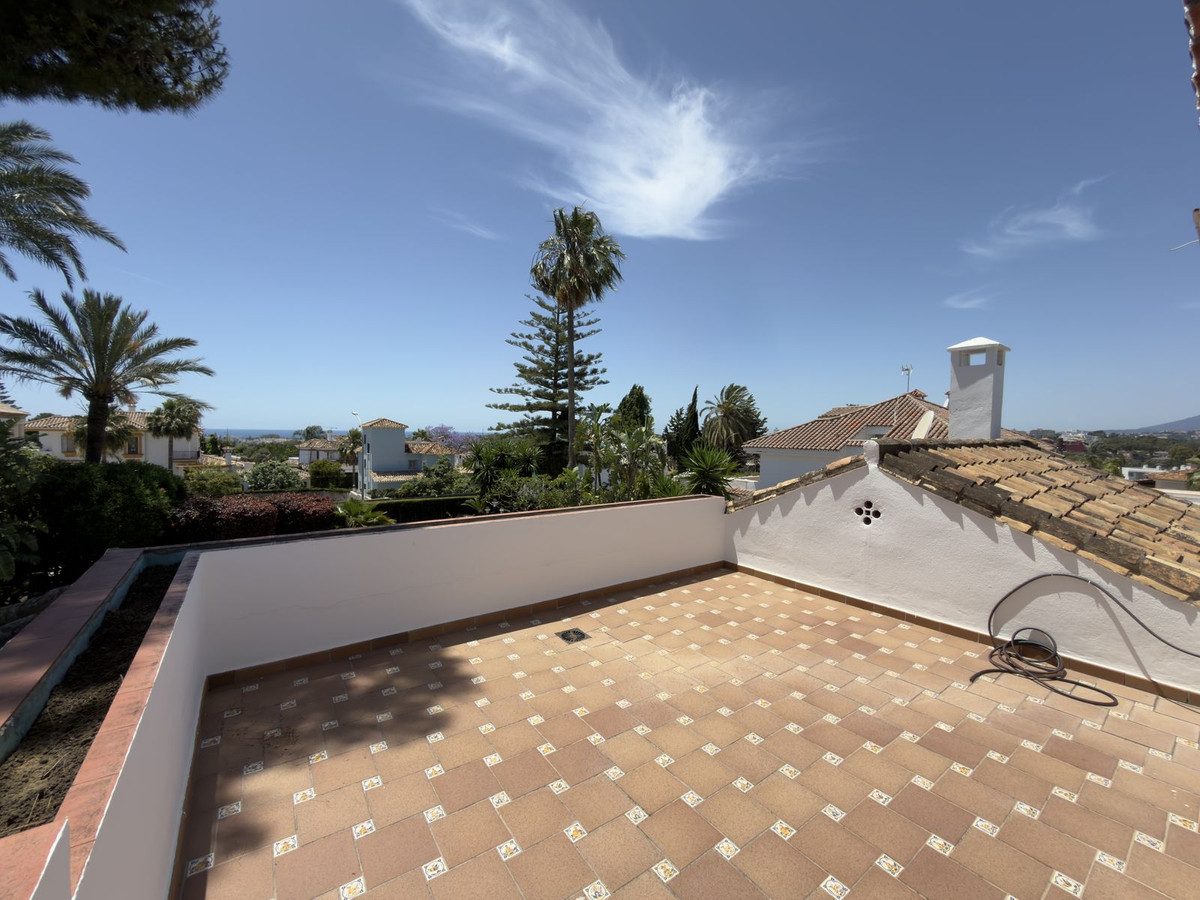 4 Bed Townhouse for sale in San Pedro De Alcántara Costa Del Sol, Málaga, Spain