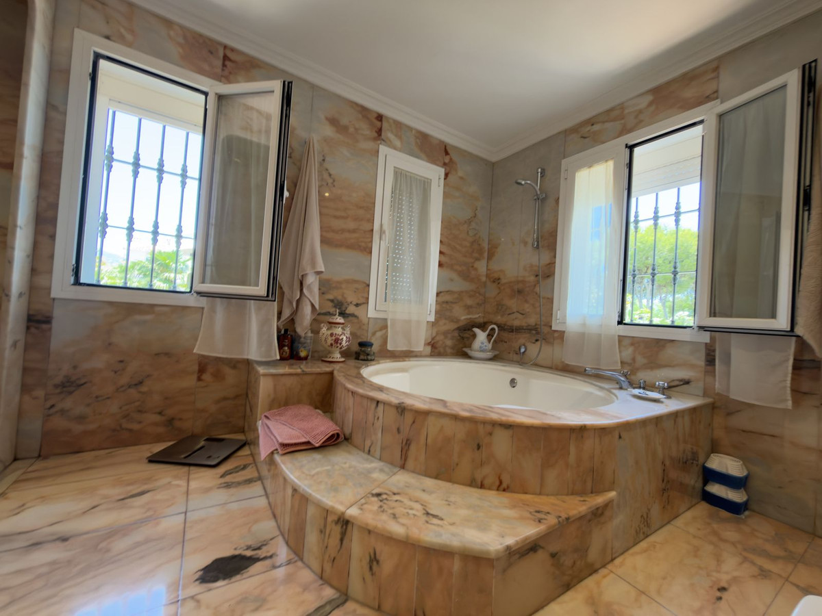 4 Bed Townhouse for sale in San Pedro De Alcántara Costa Del Sol, Málaga, Spain